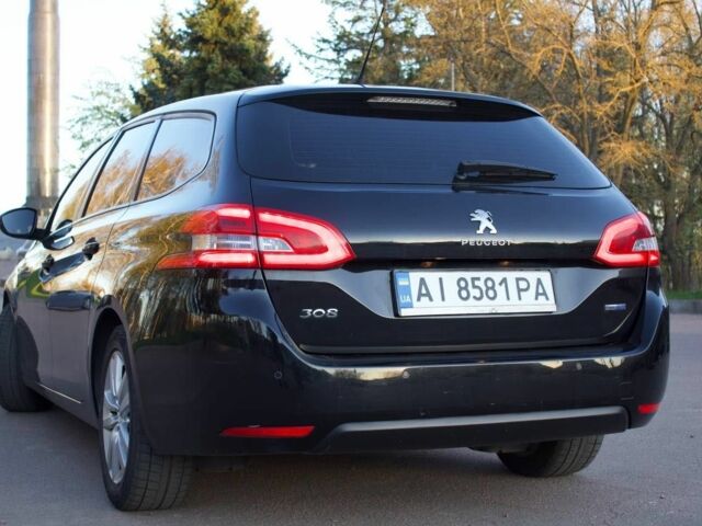 Чорний Пежо 308, об'ємом двигуна 1.6 л та пробігом 310 тис. км за 7500 $, фото 4 на Automoto.ua