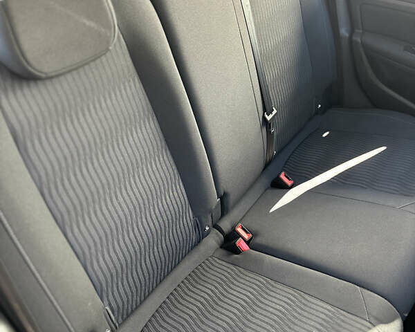 Черный Пежо 308, объемом двигателя 1.6 л и пробегом 212 тыс. км за 9500 $, фото 18 на Automoto.ua