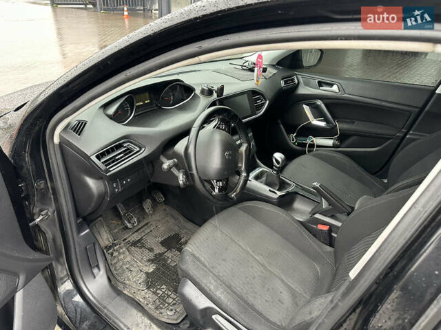 Черный Пежо 308, объемом двигателя 1.6 л и пробегом 225 тыс. км за 5999 $, фото 8 на Automoto.ua