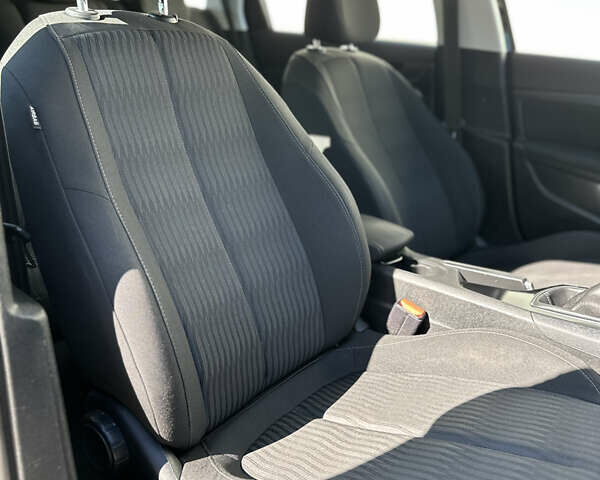 Черный Пежо 308, объемом двигателя 1.6 л и пробегом 212 тыс. км за 9500 $, фото 15 на Automoto.ua