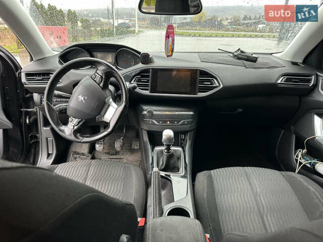 Черный Пежо 308, объемом двигателя 1.6 л и пробегом 225 тыс. км за 5999 $, фото 9 на Automoto.ua