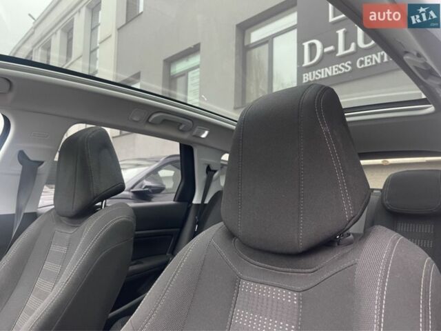 Чорний Пежо 308, об'ємом двигуна 2 л та пробігом 333 тис. км за 9400 $, фото 3 на Automoto.ua