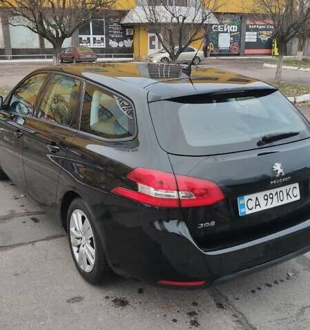 Черный Пежо 308, объемом двигателя 1.5 л и пробегом 175 тыс. км за 12900 $, фото 3 на Automoto.ua
