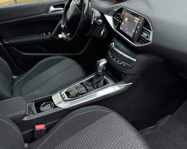 Черный Пежо 308, объемом двигателя 1.5 л и пробегом 190 тыс. км за 11100 $, фото 30 на Automoto.ua