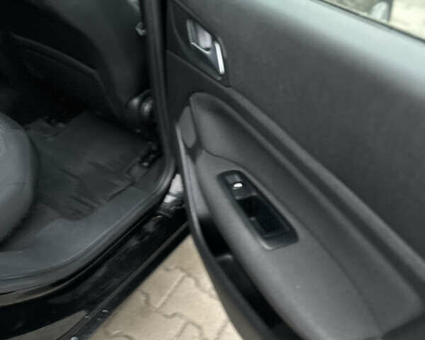 Черный Пежо 308, объемом двигателя 1.5 л и пробегом 190 тыс. км за 11100 $, фото 26 на Automoto.ua