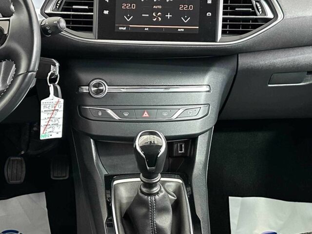 Чорний Пежо 308, об'ємом двигуна 1.5 л та пробігом 179 тис. км за 285 $, фото 12 на Automoto.ua