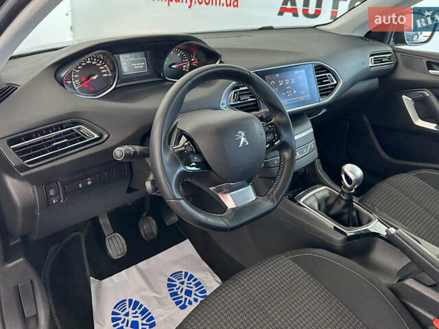 Черный Пежо 308, объемом двигателя 0 л и пробегом 175 тыс. км за 11950 $, фото 5 на Automoto.ua
