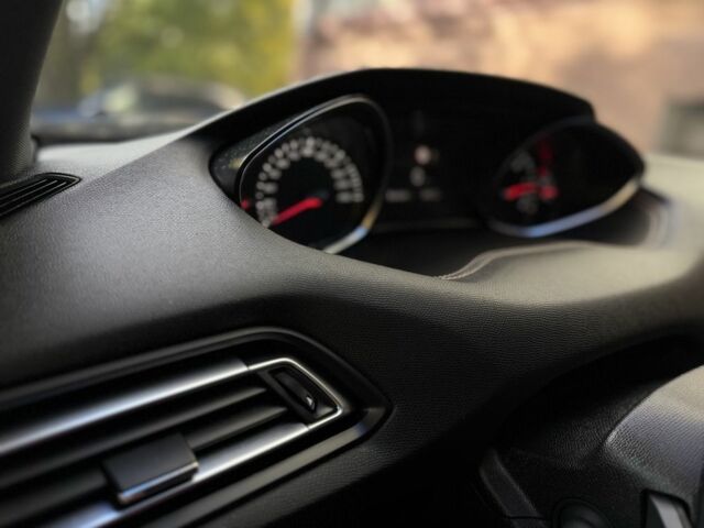 Черный Пежо 308, объемом двигателя 1.5 л и пробегом 196 тыс. км за 14300 $, фото 17 на Automoto.ua