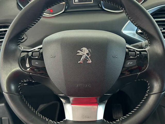 Черный Пежо 308, объемом двигателя 0 л и пробегом 175 тыс. км за 11950 $, фото 12 на Automoto.ua