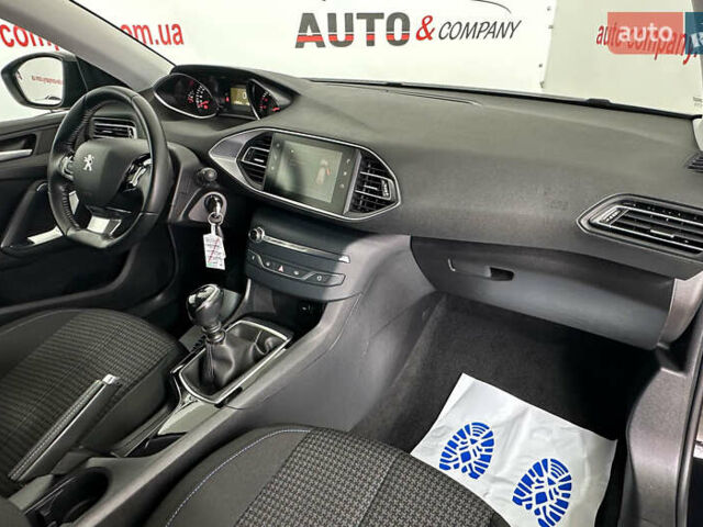 Черный Пежо 308, объемом двигателя 1.5 л и пробегом 179 тыс. км за 11450 $, фото 7 на Automoto.ua