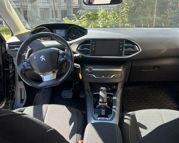 Чорний Пежо 308, об'ємом двигуна 1.5 л та пробігом 171 тис. км за 12300 $, фото 11 на Automoto.ua