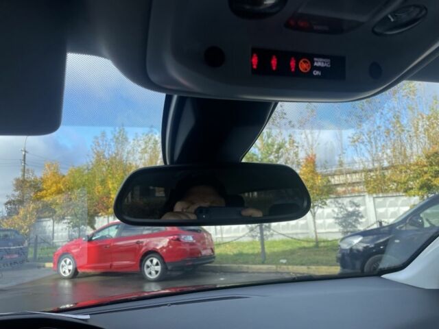 Фиолетовый Пежо 308, объемом двигателя 1.5 л и пробегом 181 тыс. км за 10000 $, фото 10 на Automoto.ua