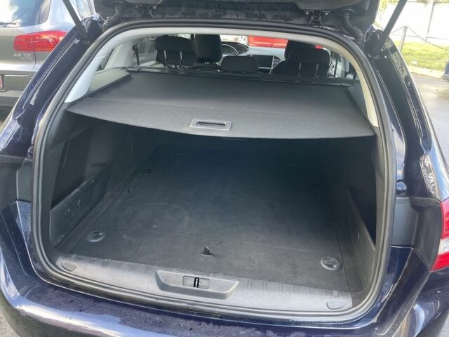 Фиолетовый Пежо 308, объемом двигателя 1.5 л и пробегом 181 тыс. км за 10000 $, фото 7 на Automoto.ua