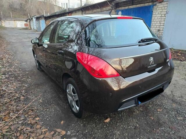 Коричневый Пежо 308, объемом двигателя 1.6 л и пробегом 143 тыс. км за 6600 $, фото 2 на Automoto.ua
