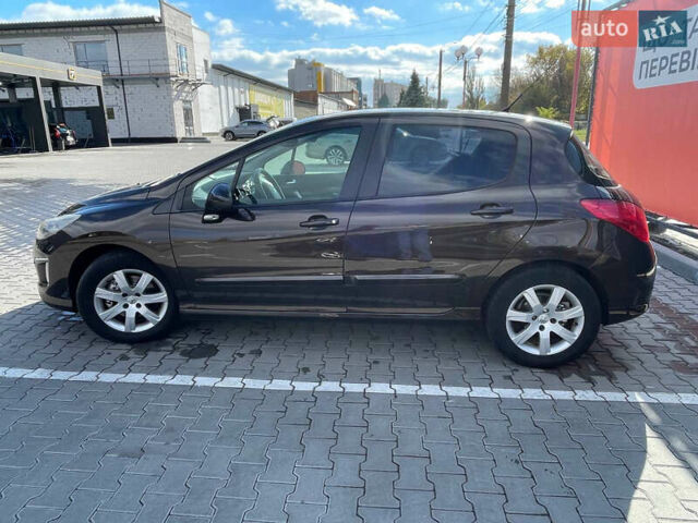 Коричневий Пежо 308, об'ємом двигуна 1.6 л та пробігом 141 тис. км за 8400 $, фото 3 на Automoto.ua