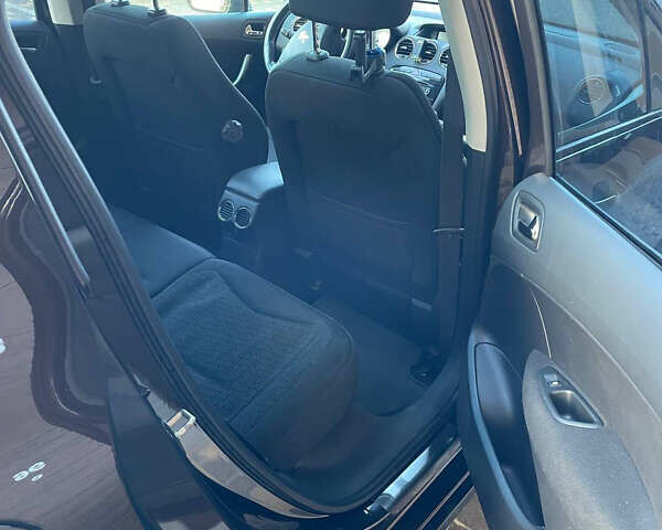 Коричневий Пежо 308, об'ємом двигуна 1.6 л та пробігом 141 тис. км за 8400 $, фото 17 на Automoto.ua