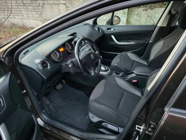 Коричневый Пежо 308, объемом двигателя 1.6 л и пробегом 143 тыс. км за 6600 $, фото 8 на Automoto.ua