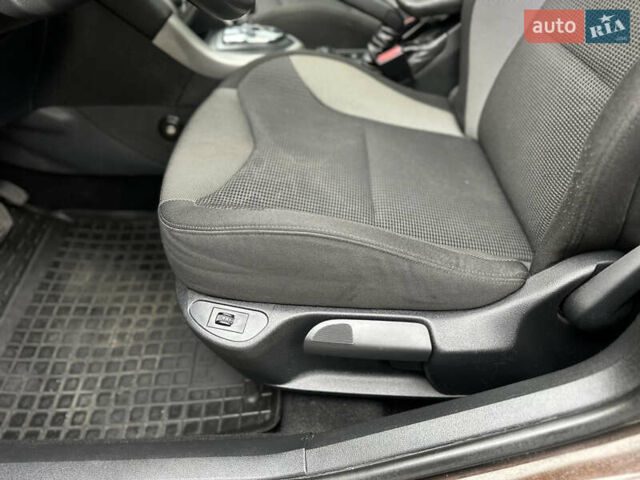 Коричневый Пежо 308, объемом двигателя 1.6 л и пробегом 262 тыс. км за 6700 $, фото 12 на Automoto.ua