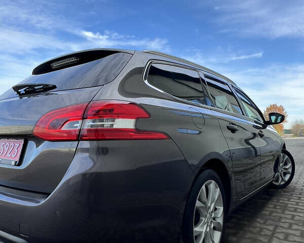 Коричневый Пежо 308, объемом двигателя 2 л и пробегом 240 тыс. км за 11300 $, фото 17 на Automoto.ua