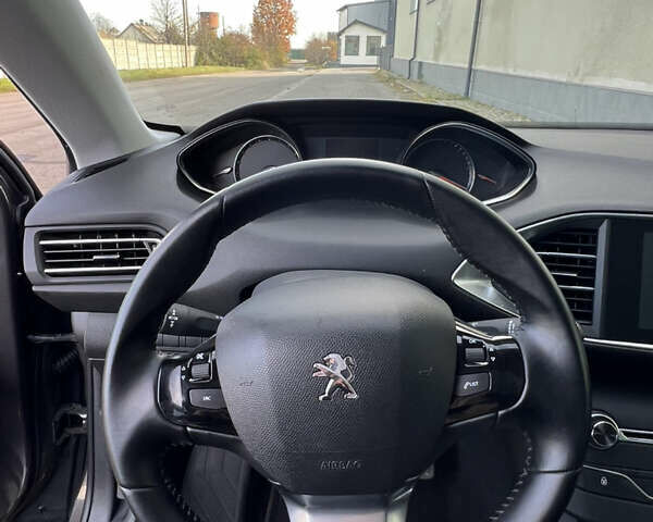 Коричневый Пежо 308, объемом двигателя 2 л и пробегом 240 тыс. км за 11300 $, фото 45 на Automoto.ua