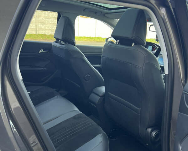 Коричневый Пежо 308, объемом двигателя 2 л и пробегом 240 тыс. км за 11300 $, фото 70 на Automoto.ua