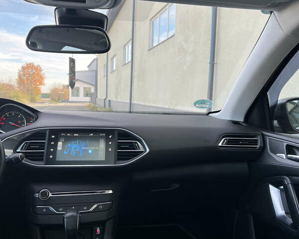 Коричневый Пежо 308, объемом двигателя 2 л и пробегом 240 тыс. км за 11300 $, фото 56 на Automoto.ua