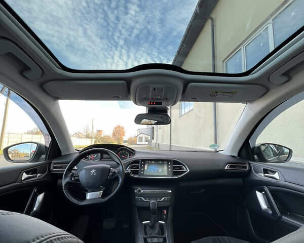 Коричневый Пежо 308, объемом двигателя 2 л и пробегом 240 тыс. км за 11300 $, фото 54 на Automoto.ua