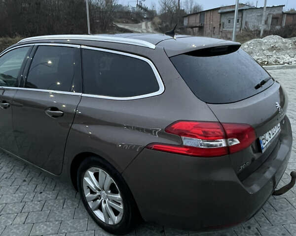 Коричневый Пежо 308, объемом двигателя 1.56 л и пробегом 309 тыс. км за 8000 $, фото 6 на Automoto.ua
