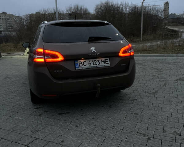 Коричневый Пежо 308, объемом двигателя 1.56 л и пробегом 309 тыс. км за 8000 $, фото 12 на Automoto.ua