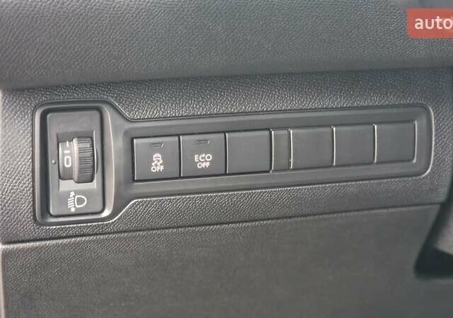 Пежо 308 2014 в Ровно на Automoto.ua Коричневый Пежо 308, объемом двигателя 1.56 л и пробегом 252 тыс. км за 9200 $, фото 14 на Automoto.ua