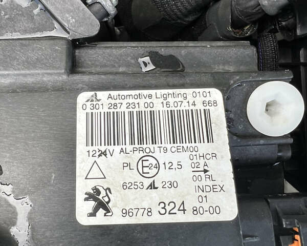 Коричневый Пежо 308, объемом двигателя 2 л и пробегом 240 тыс. км за 11300 $, фото 32 на Automoto.ua