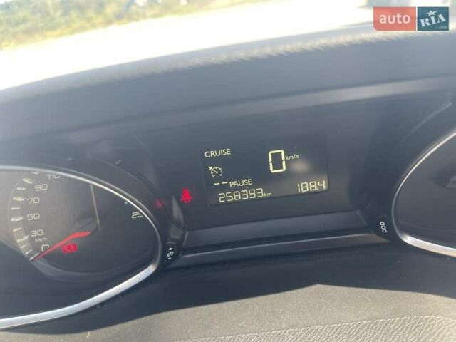 Коричневый Пежо 308, объемом двигателя 1.6 л и пробегом 258 тыс. км за 8500 $, фото 13 на Automoto.ua