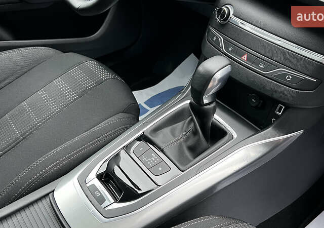 Коричневый Пежо 308, объемом двигателя 2 л и пробегом 140 тыс. км за 11999 $, фото 18 на Automoto.ua