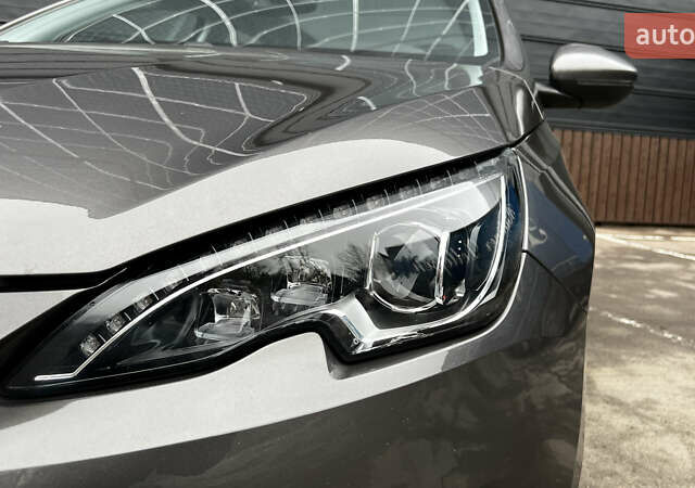 Коричневый Пежо 308, объемом двигателя 2 л и пробегом 140 тыс. км за 11999 $, фото 29 на Automoto.ua