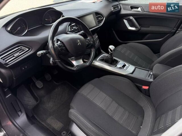 Коричневый Пежо 308, объемом двигателя 1.6 л и пробегом 225 тыс. км за 9600 $, фото 18 на Automoto.ua