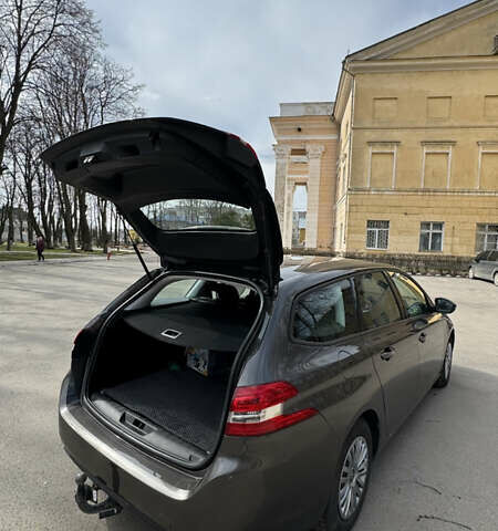 Коричневый Пежо 308, объемом двигателя 1.56 л и пробегом 264 тыс. км за 7500 $, фото 17 на Automoto.ua