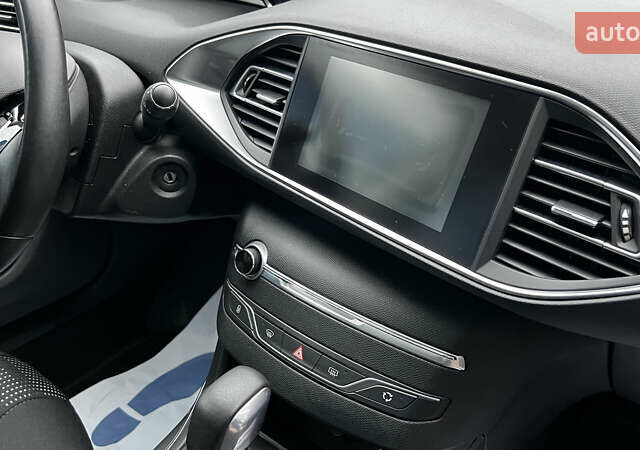 Коричневый Пежо 308, объемом двигателя 2 л и пробегом 140 тыс. км за 11999 $, фото 17 на Automoto.ua