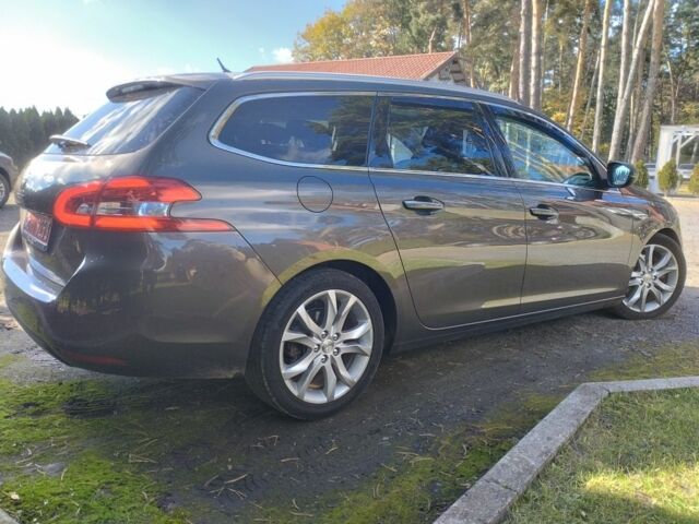 Коричневый Пежо 308, объемом двигателя 2 л и пробегом 240 тыс. км за 11200 $, фото 4 на Automoto.ua