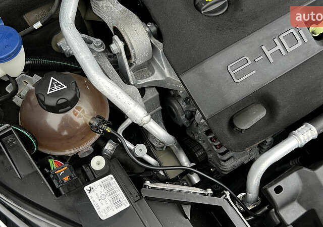 Коричневый Пежо 308, объемом двигателя 2 л и пробегом 140 тыс. км за 11999 $, фото 32 на Automoto.ua