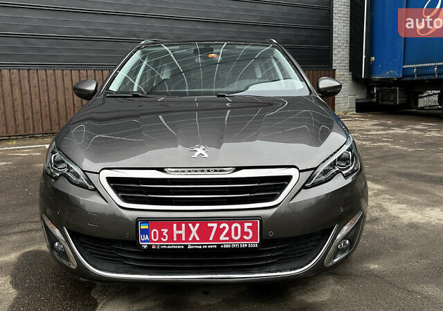 Коричневый Пежо 308, объемом двигателя 2 л и пробегом 140 тыс. км за 11999 $, фото 1 на Automoto.ua