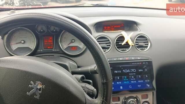 Красный Пежо 308, объемом двигателя 1.6 л и пробегом 156 тыс. км за 6000 $, фото 12 на Automoto.ua