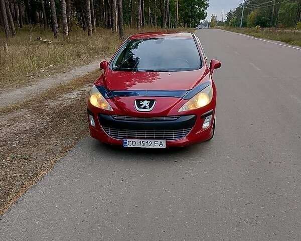 Красный Пежо 308, объемом двигателя 1.6 л и пробегом 234 тыс. км за 3300 $, фото 2 на Automoto.ua