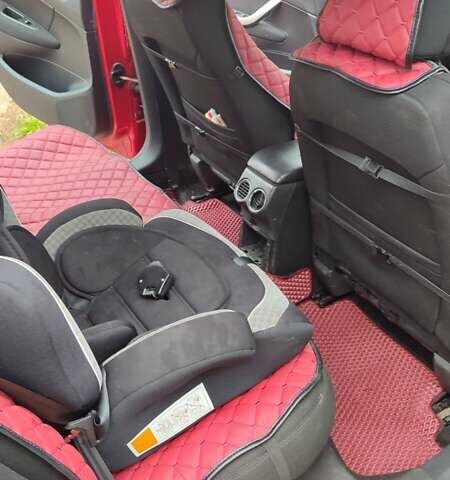 Красный Пежо 308, объемом двигателя 1.56 л и пробегом 140 тыс. км за 5200 $, фото 21 на Automoto.ua