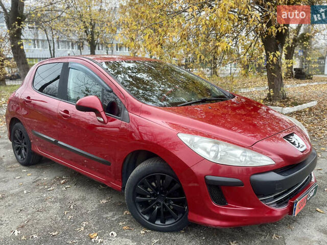 Красный Пежо 308, объемом двигателя 1.6 л и пробегом 194 тыс. км за 5700 $, фото 8 на Automoto.ua