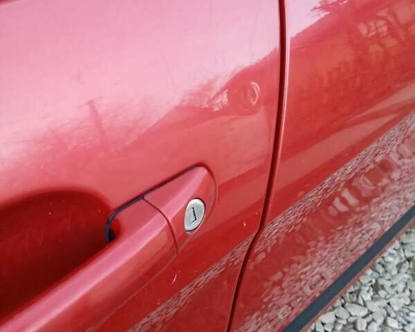 Красный Пежо 308, объемом двигателя 1.6 л и пробегом 270 тыс. км за 4500 $, фото 6 на Automoto.ua