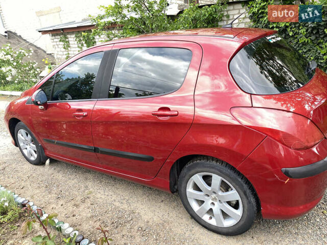 Червоний Пежо 308, об'ємом двигуна 1.6 л та пробігом 220 тис. км за 5300 $, фото 1 на Automoto.ua
