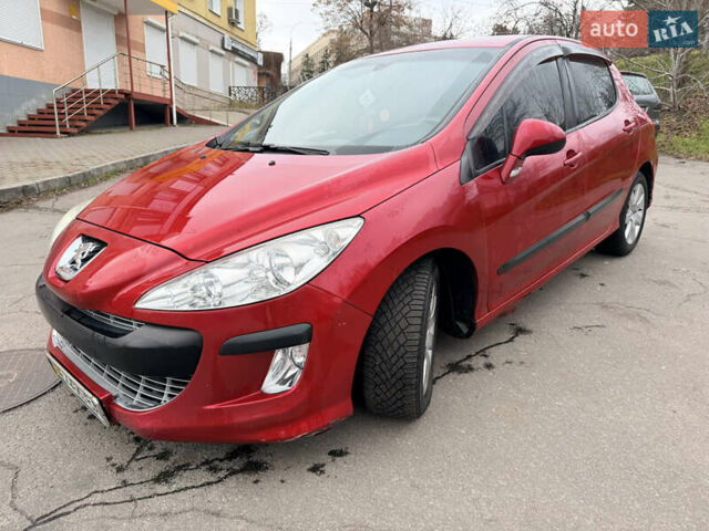 Червоний Пежо 308, об'ємом двигуна 1.6 л та пробігом 197 тис. км за 4000 $, фото 3 на Automoto.ua