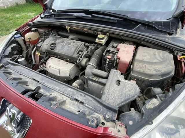 Червоний Пежо 308, об'ємом двигуна 1.6 л та пробігом 119 тис. км за 5800 $, фото 6 на Automoto.ua