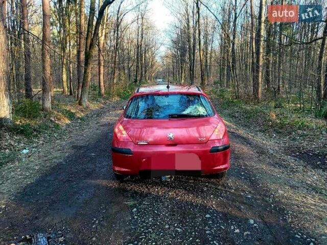 Красный Пежо 308, объемом двигателя 1.6 л и пробегом 270 тыс. км за 4500 $, фото 2 на Automoto.ua