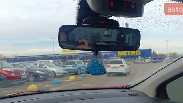 Красный Пежо 308, объемом двигателя 1.6 л и пробегом 156 тыс. км за 6000 $, фото 13 на Automoto.ua